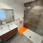 Large, Spacious 4 Bedroom With Use Of Pool 세인트폴스베이