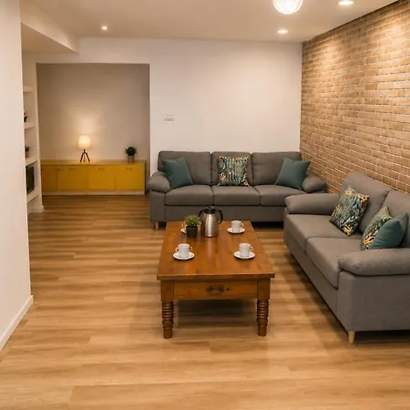 Апартаменты St Paul's Court *