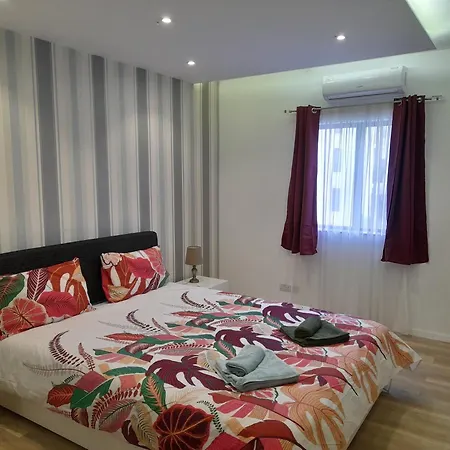 Cosy 4 Bedroom With Use Of Pool St. Paul's Bay