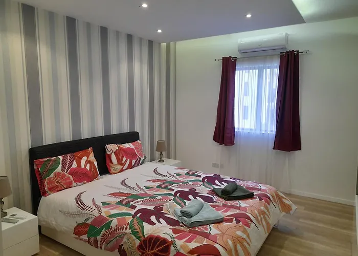 Cosy 4 Bedroom With Use Of Pool St. Paul's Bay